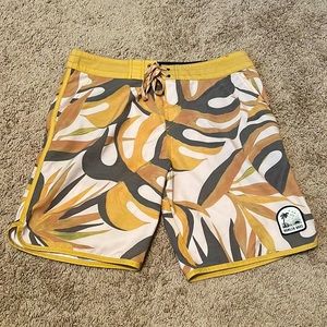 Howler Bros Bruja Boardshorts